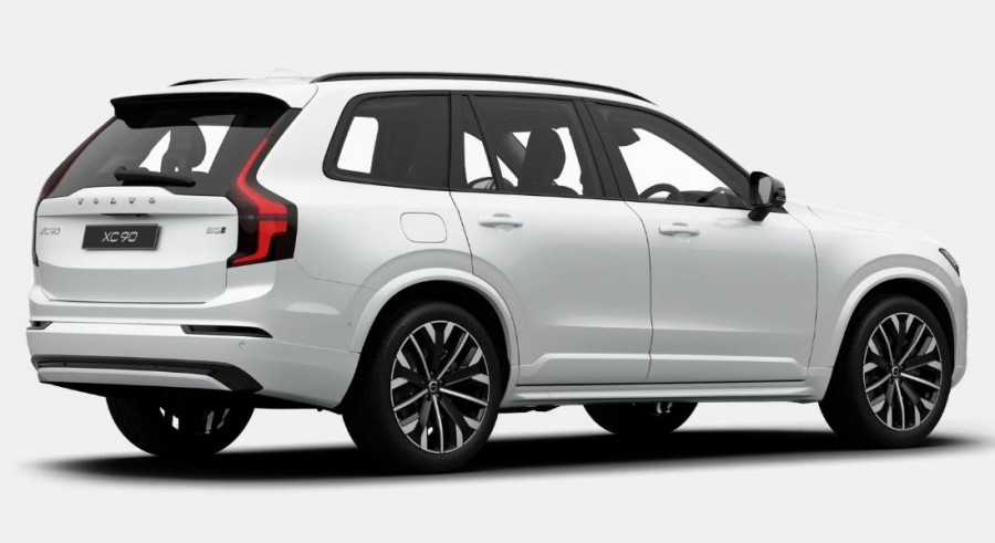 2026 Volvo XC90 L Series Ultra B5 Dark SUV Image 3
