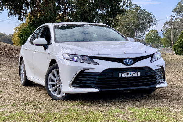2024 Toyota Camry AXVH70R Ascent Sedan