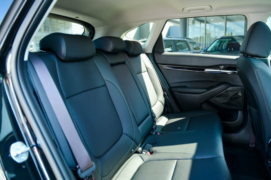 2025 Kia Seltos SP2 PE GT-Line SUV Image 10