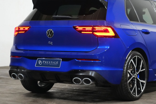 2025 Volkswagen Golf 7 R Hatch Image 8