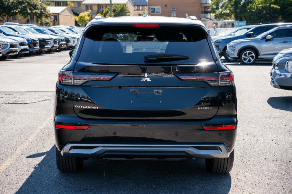 2025 Mitsubishi Outlander ZM Exceed Tourer SUV Image 3