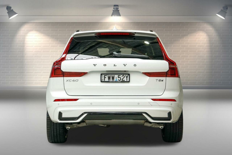 2025 MY26 Volvo XC60 UZ Plus T8 Plug-in Hybrid Dark SUV Image 18
