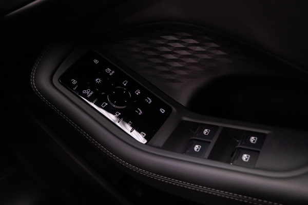 2025 Audi A5 B10 e-hybrid S-Line Wagon image 15