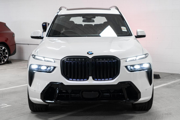 2026 BMW X7 G07 LCI xDrive40d M Sport SUV image 3