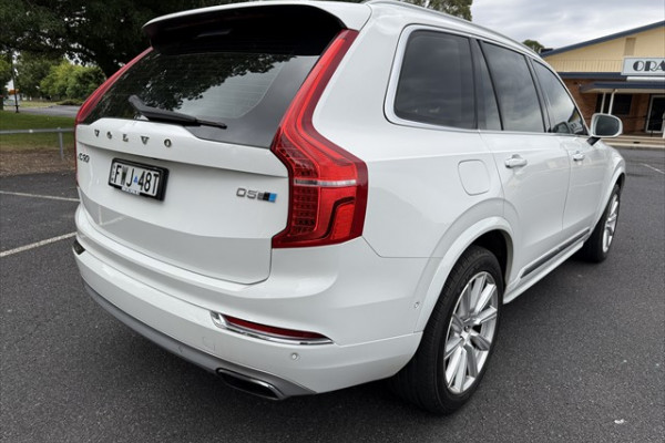 2017 Volvo XC90 L Series D5 Inscription SUV Image 3