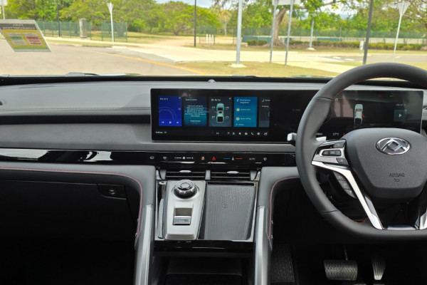 2026 MY25 LDV T60 SK8C Max PLUS Ute Image 15