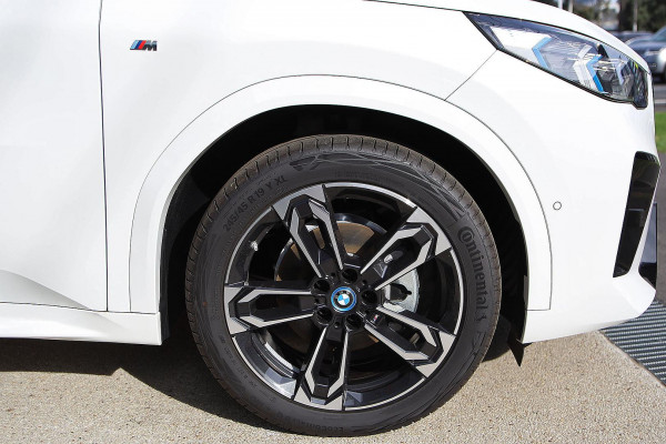 2024 BMW iX2 U10 eDrive20 M Sport SUV image 5
