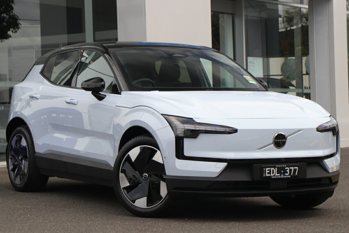 2026 MY27 Volvo EX30  Ultra P5 Long Range SUV