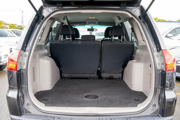 2012 Mitsubishi Challenger PB Wagon Image 8