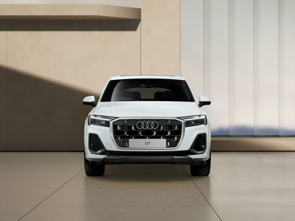 2026 Audi Q7 4M TDI 210kW S line SUV image 2