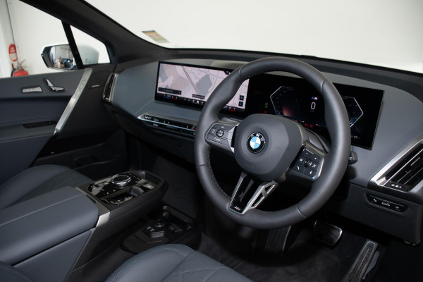 2026 MY25 BMW iX I20 xDrive45 M Sport SUV image 6