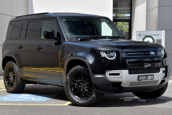 Land Rover Defender 110 Hard Top S L663