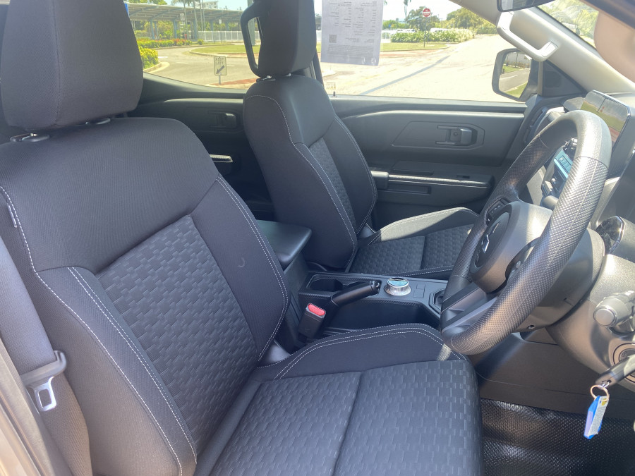 2026 Mitsubishi Triton MV GLX+ Ute Image 12