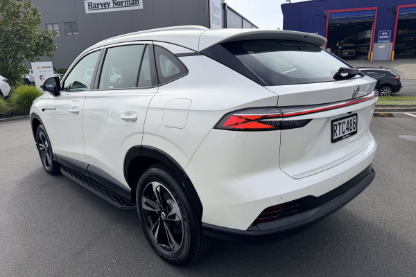 2026 MG HS Super Hybrid Excite SUV Image 4