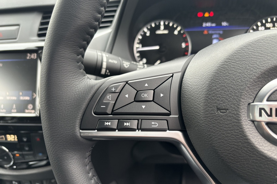 2024 Nissan Navara D23 ST-X Ute Image 15