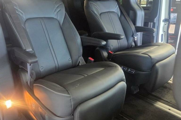 2026 MY27 Hyundai Staria US4.V4 Lounge Wagon Image 9