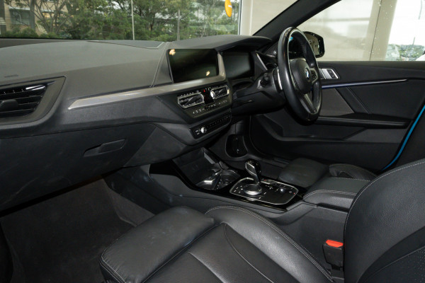 2022 BMW 2 Series F44 220i M Sport Sedan Image 7