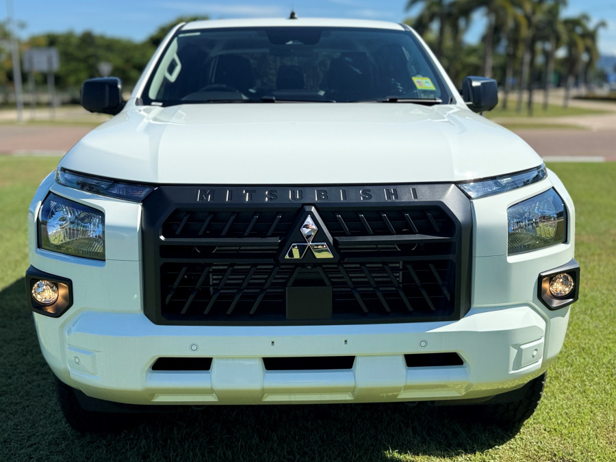 2026 Mitsubishi Triton MV GLX+ Ute Image 2