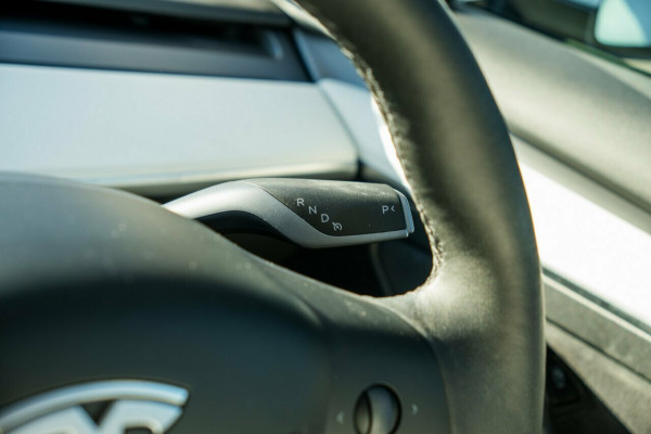 2021 Tesla Model 3  Standard Range Plus Sedan Image 15