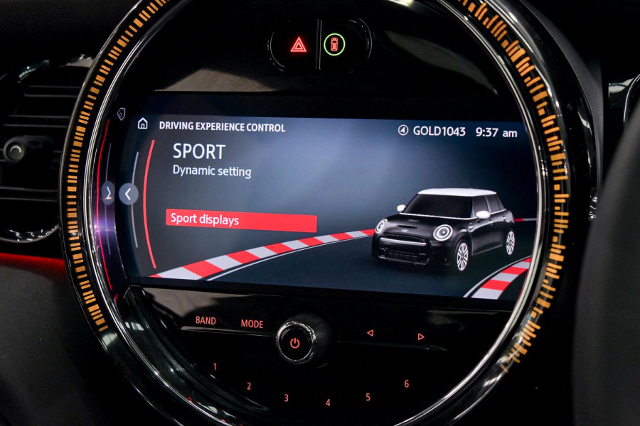 2022 MINI Cooper F55 LCI-2 C Classic Hatch