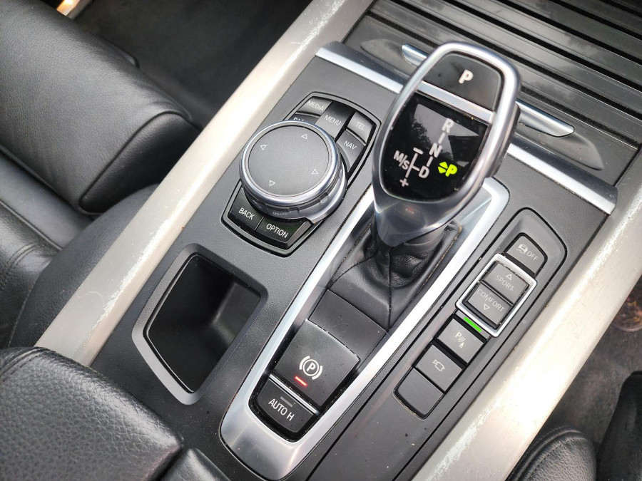 2016 BMW X5 F15 sDrive25d SUV Image 13