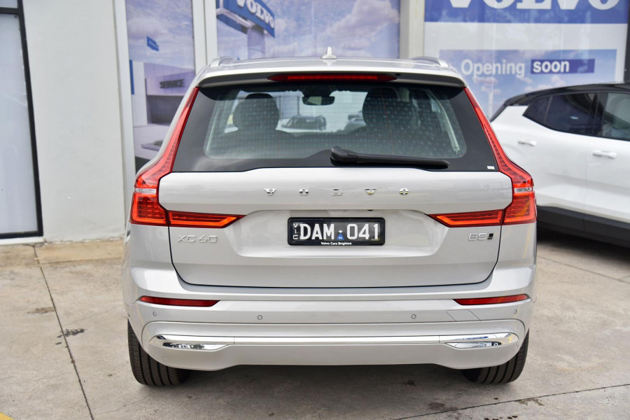 2023 Volvo XC60  Ultimate B5 Bright SUV Image 6