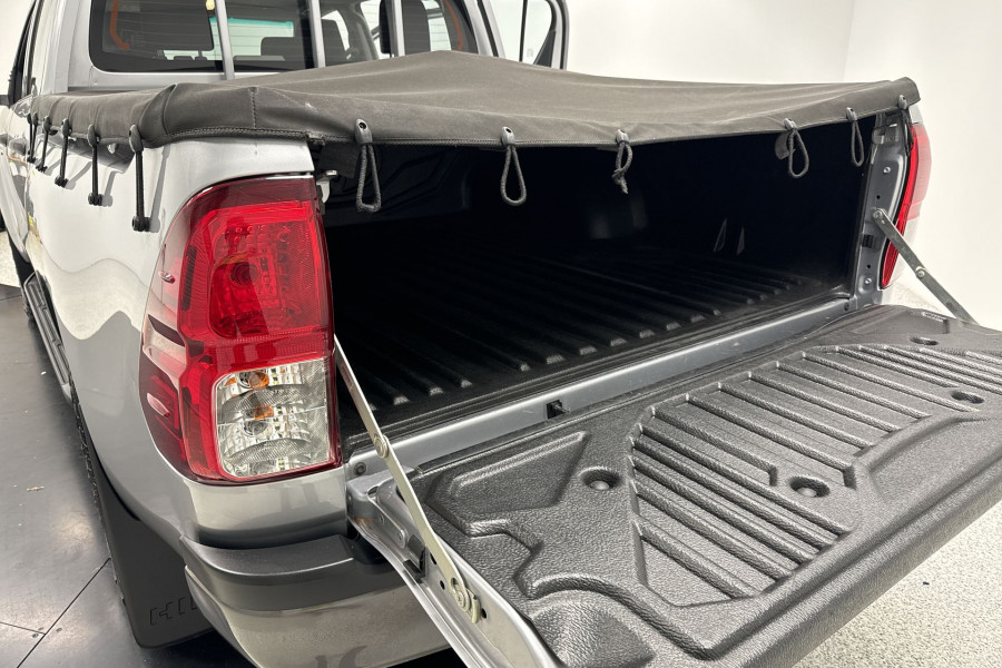 2018 Toyota HiLux SR5 Ute Image 20