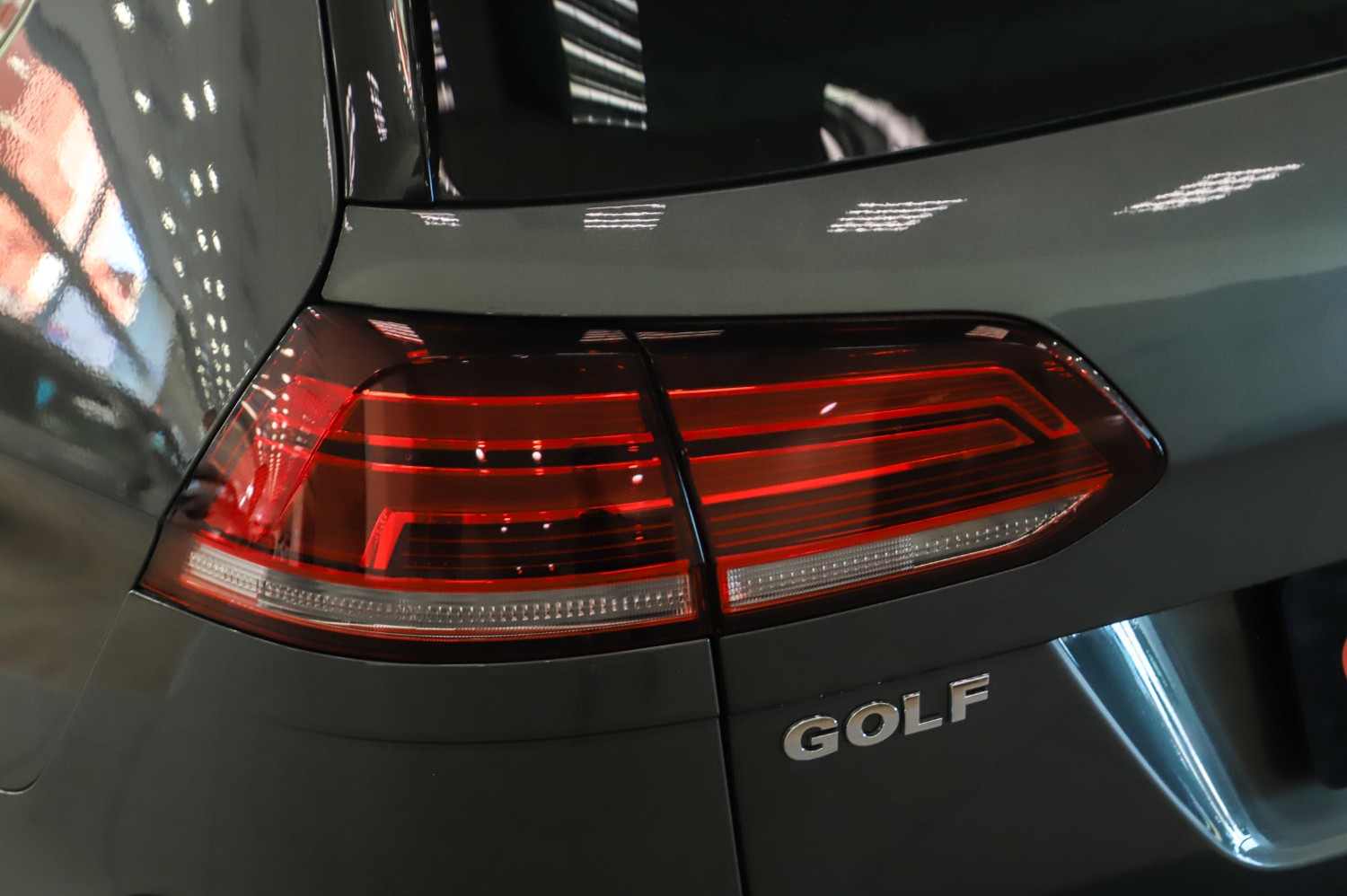 2018 Volkswagen Golf 7.5  110TSI Highline Wagon Image 20