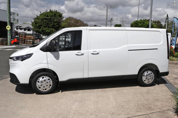 2024 LDV Deliver 7   Van