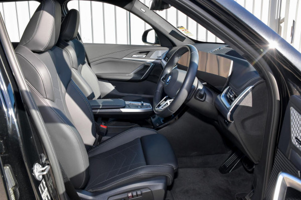 2026 BMW iX1 U11 xDrive30 M Sport SUV image 6