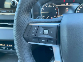 2024 Mitsubishi Outlander ZM LS SUV image 13