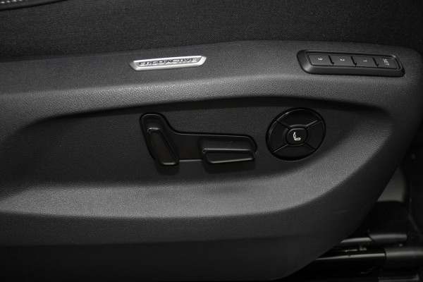 2026 Volkswagen Tiguan CT 200TSI eHybrid R-Line SUV Image 21