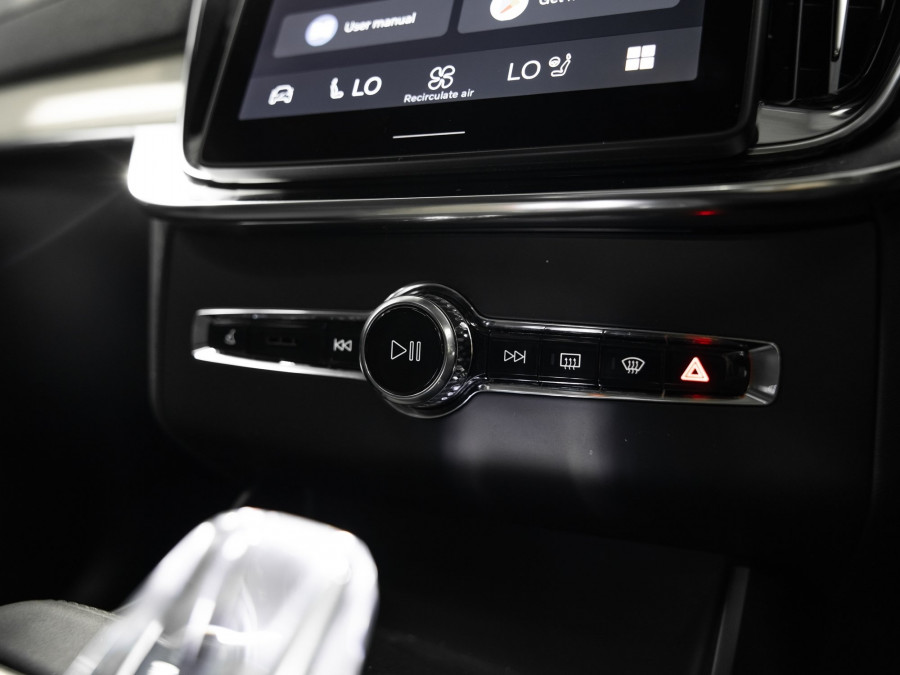 2026 Volvo XC90 L Series B5 AWD Plus SUV Image 14