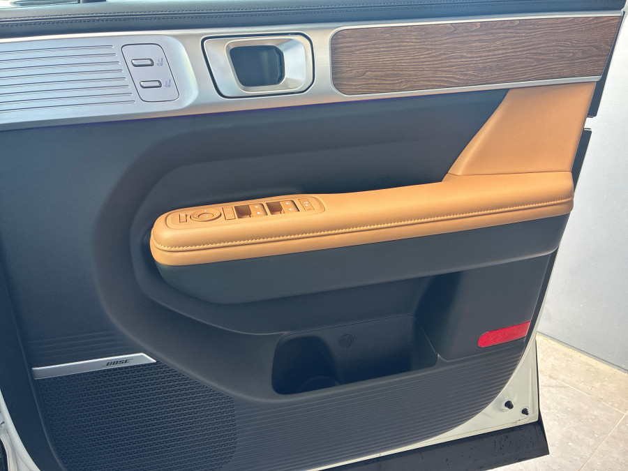 2026 Hyundai Santa Fe MX5.V2 Hybrid Calligraphy SUV Image 19
