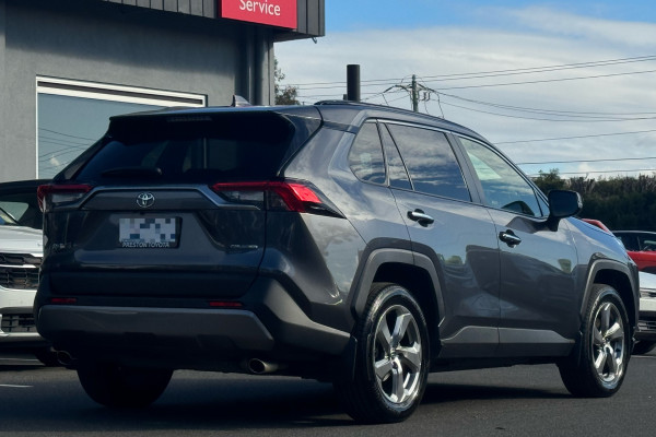 2019 Toyota RAV4 ASA44R Cruiser SUV Image 4