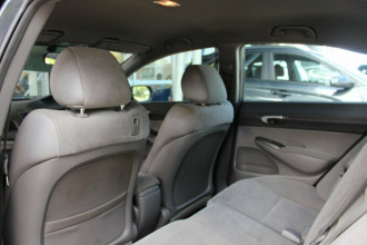 2008 Honda Civic 8th Gen MY08 VTi Sedan image 20