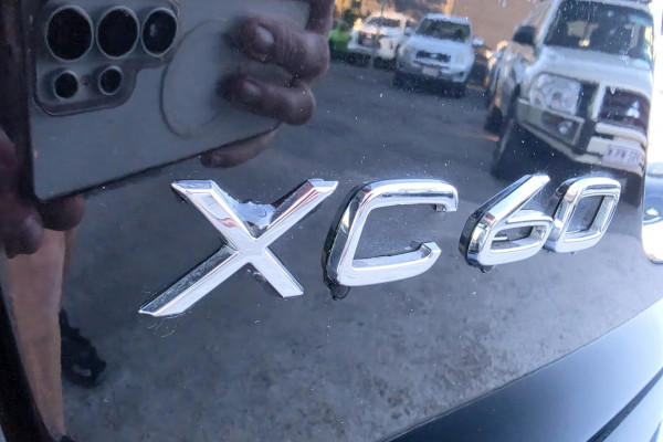 2017 Volvo XC60 DZ T5 Luxury SUV Image 12