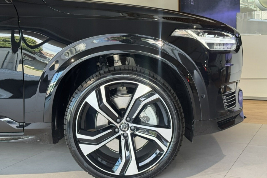 2024 MY25 Volvo XC90 L Series Ultra T8 Plug-In Hybrid SUV Image 8