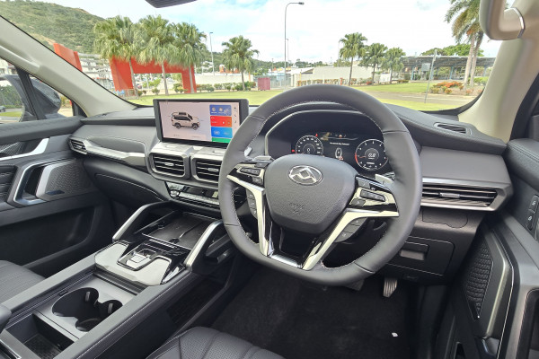 2026 MY25 LDV D90 SV9A Executive SUV Image 15