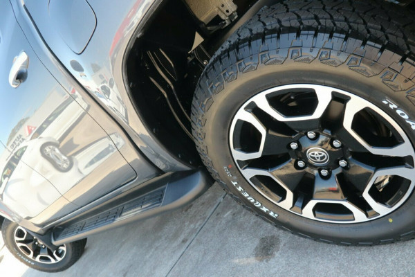 2021 Toyota HiLux GUN126R SR5 Dual Cab Pick Up Image 4