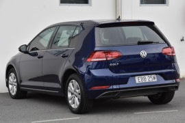 2018 MY19 Volkswagen Golf 7.5 MY19 110TSI Hatchback Image 3