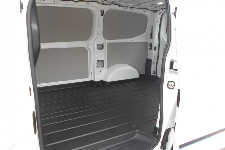 2024 MY24.50 Ford Transit Custom AV Sport SWB Van Image 11