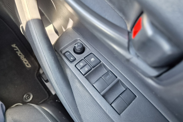 2018 Toyota Corolla MZEA12R Ascent Sport Hatch Image 22