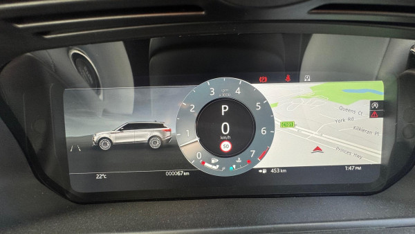 2024 MY25 Land Rover Range Rover Velar L560 P400 Dynamic HSE SUV image 18