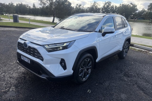 2024 Toyota RAV4 AXAH54R GXL SUV Image 3