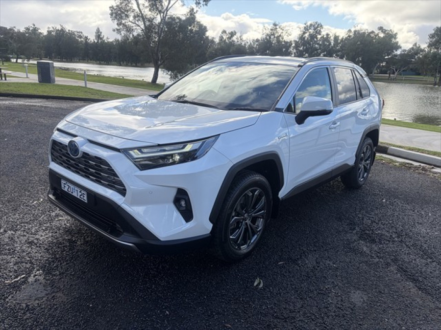 2024 Toyota RAV4 AXAH54R GXL SUV Image 3