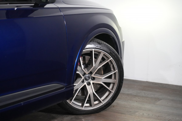 2019 Audi SQ7 TDI SUV Image 10