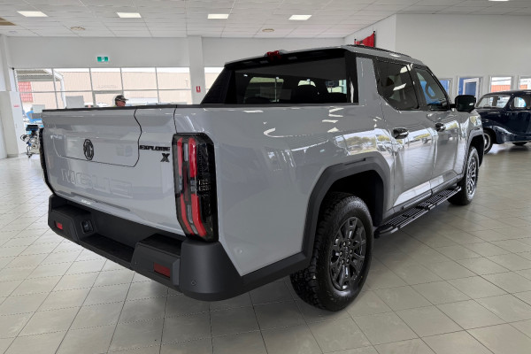 2026 MG U9 EKK1C Black Edition Ute Image 9