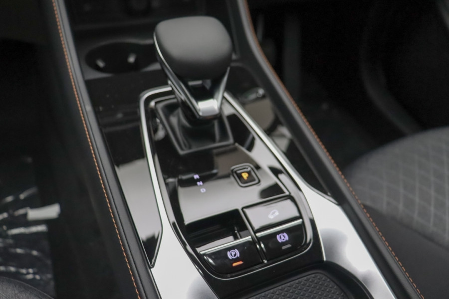 2026 MG HS Super Hybrid Excite SUV Image 15