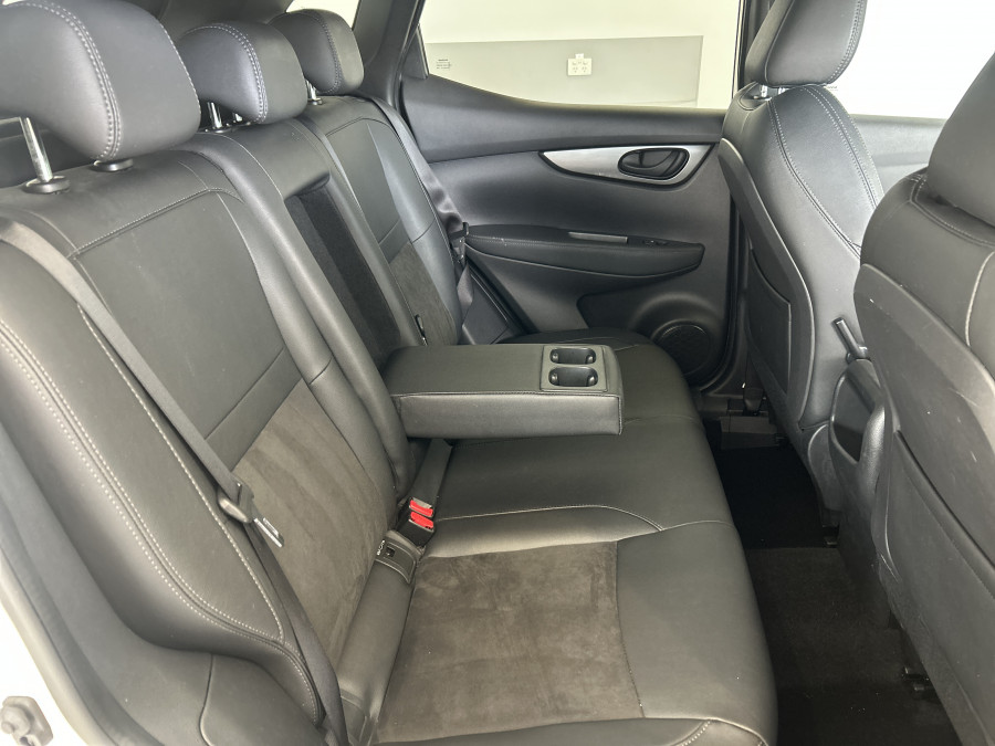 2021 Nissan QASHQAI SUV Image 15
